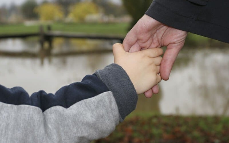 Read more about the article Jangan Jadikan Anak Kita Yatim Piatu Karna Kesibukan Kita